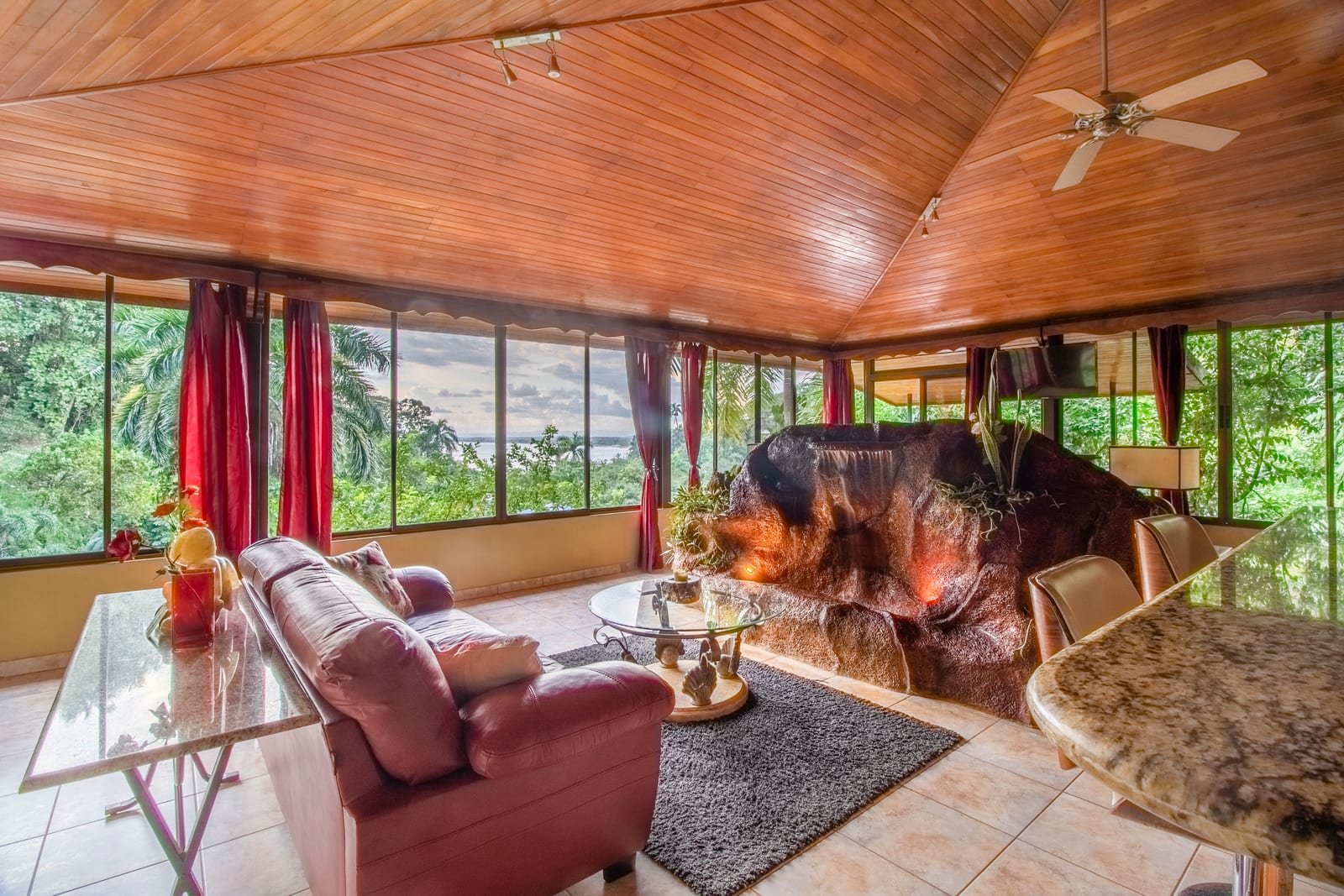 Toucan Suite interior with ocean view